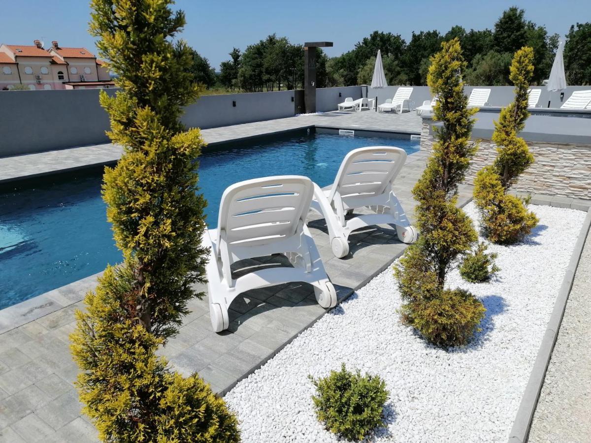 Apartment Camelia Poreč Eksteriør bilde
