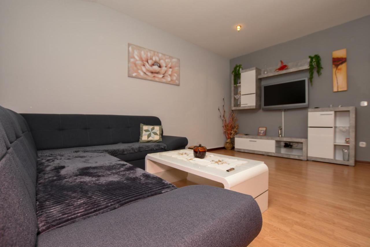 Apartment Camelia Poreč Eksteriør bilde